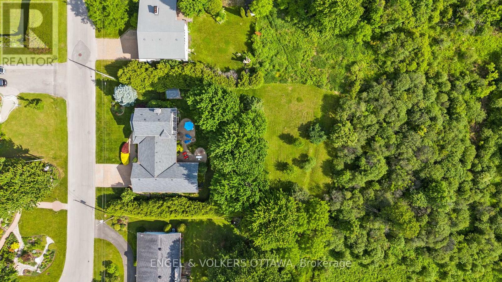 24 Doris Avenue
