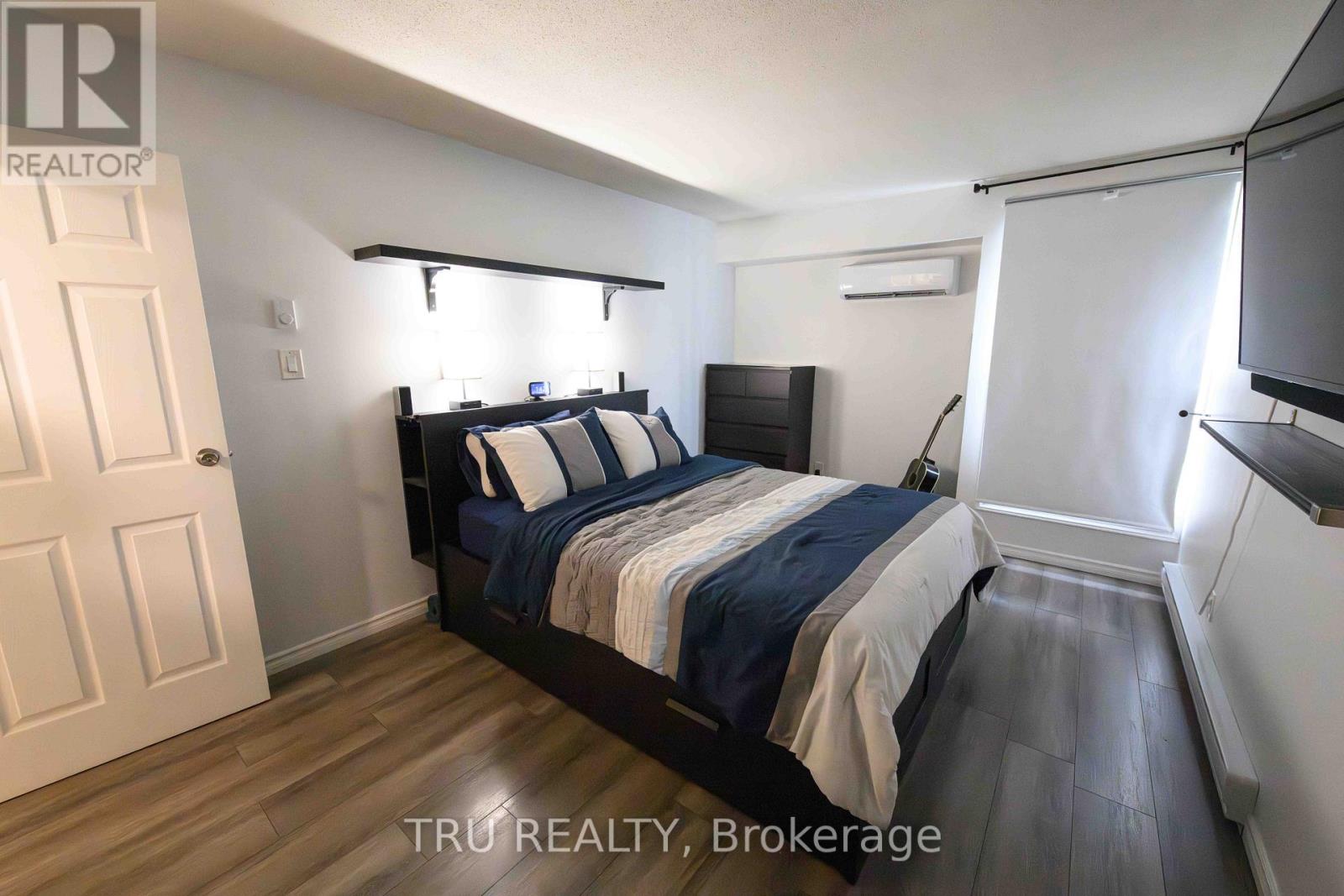152 - 825 Cahill Drive W