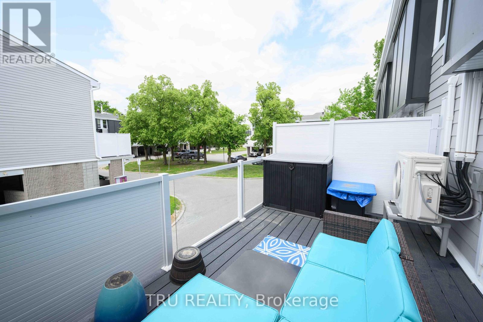 152 - 825 Cahill Drive W