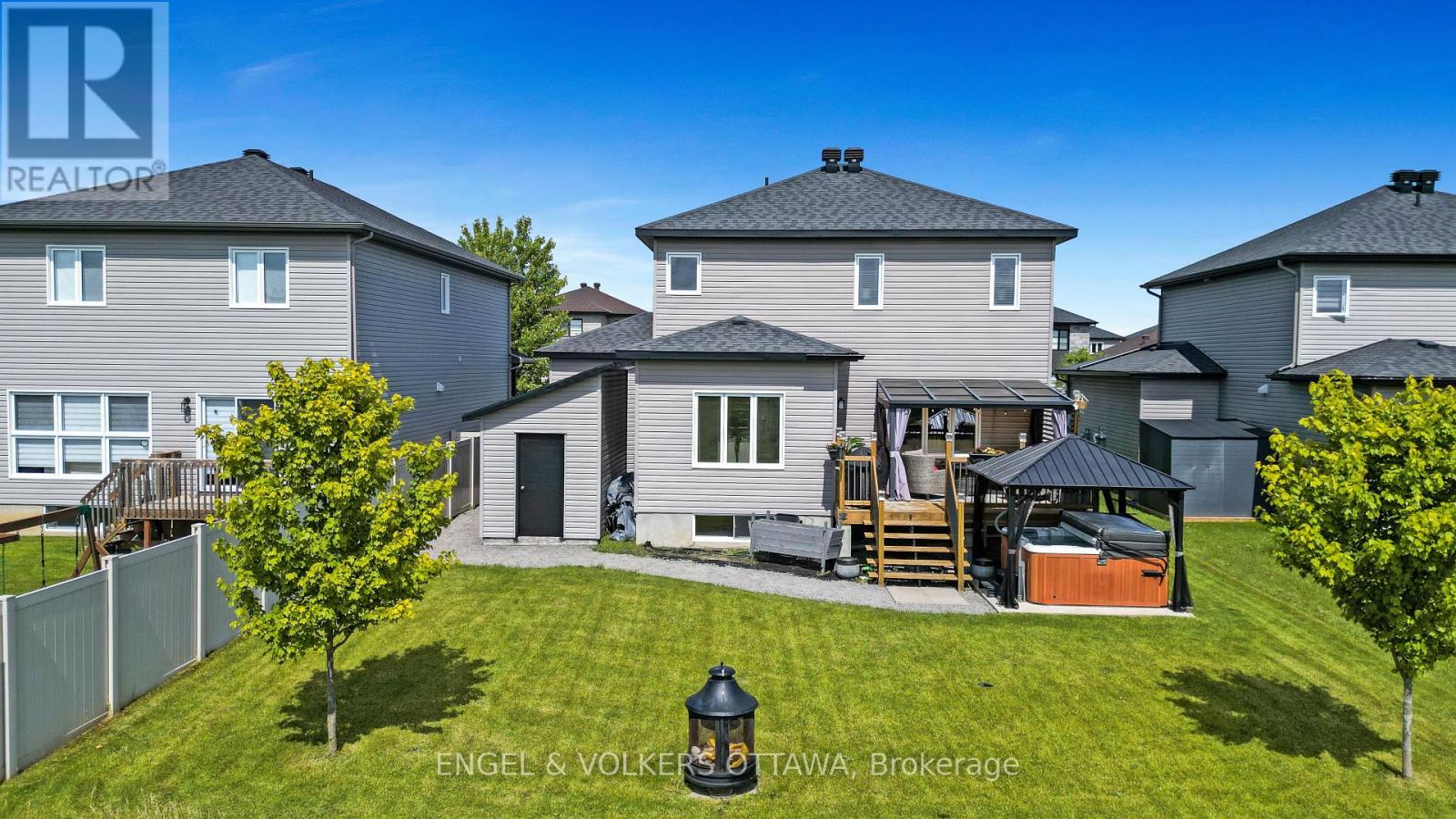 116 Sunset Crescent