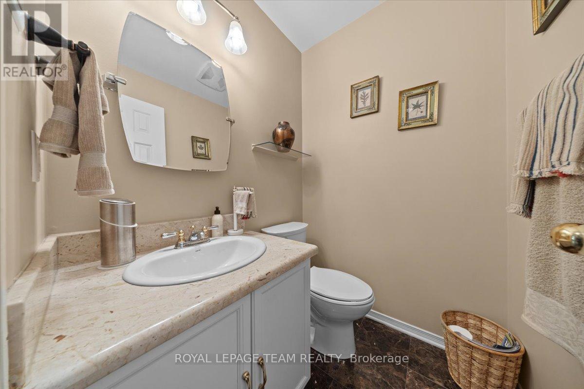 17 Stonehedge Parkway