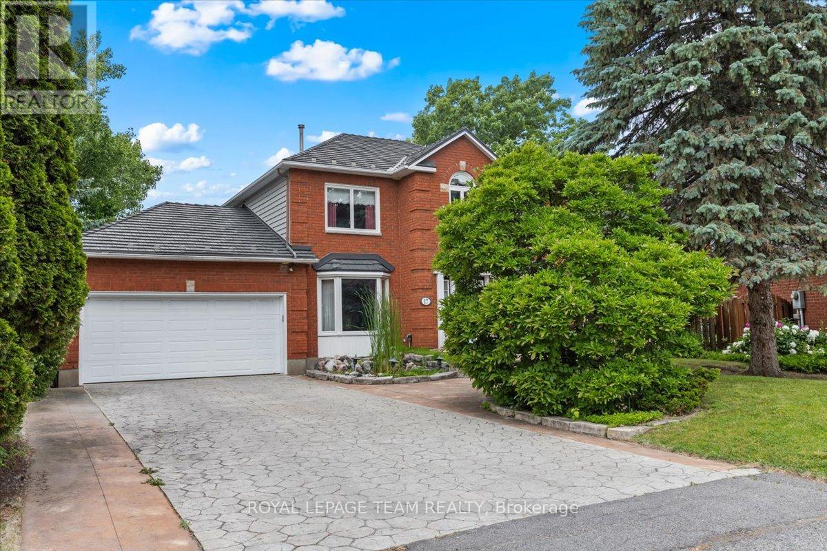17 Stonehedge Parkway