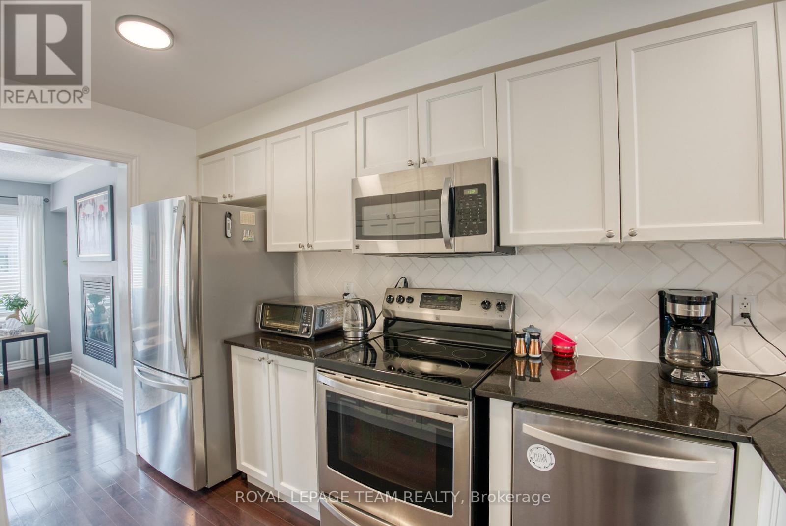 422 Coldwater Crescent