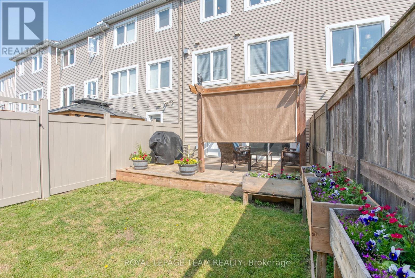 422 Coldwater Crescent