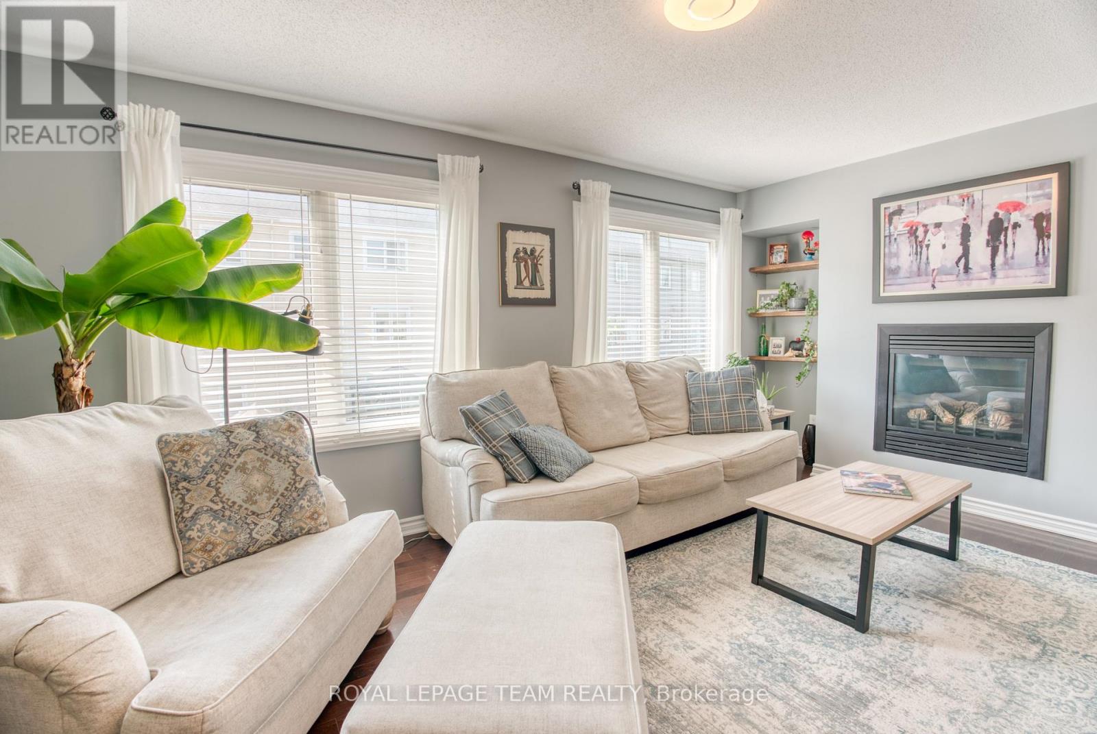 422 Coldwater Crescent