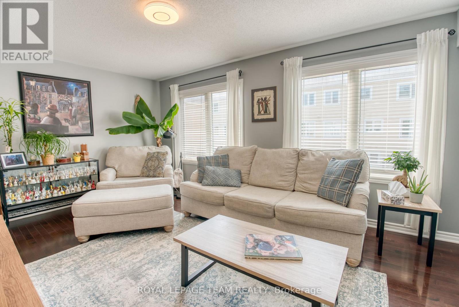 422 Coldwater Crescent