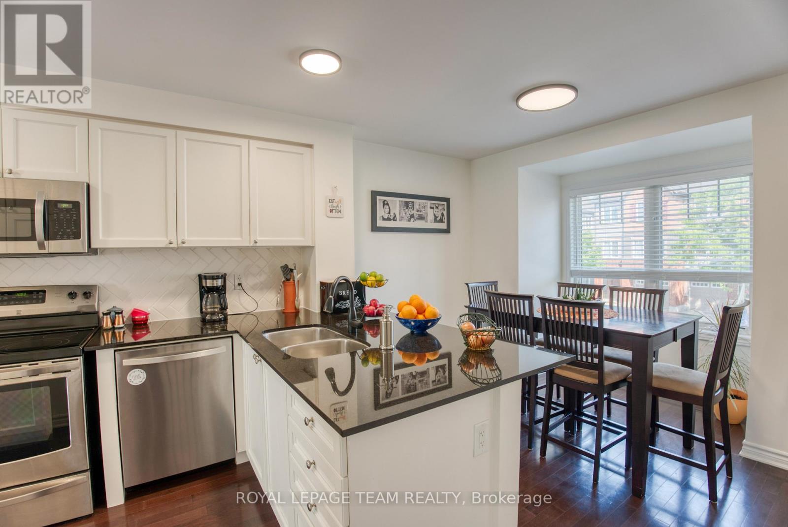 422 Coldwater Crescent