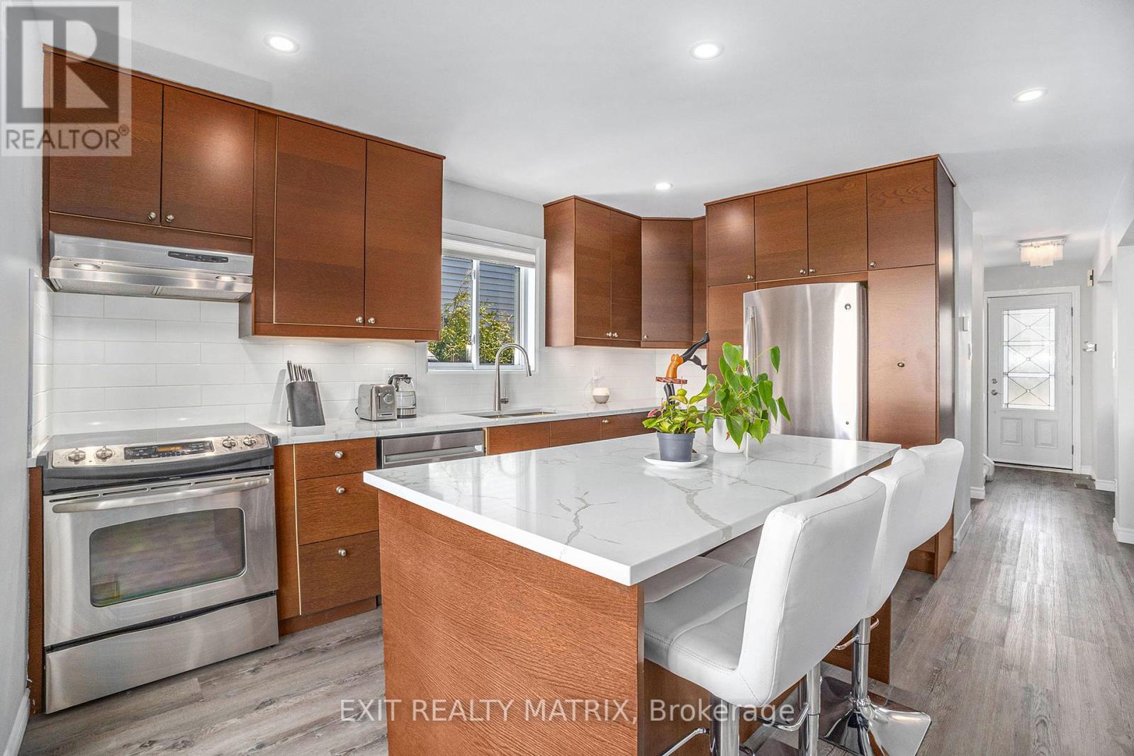 697 Levac Drive