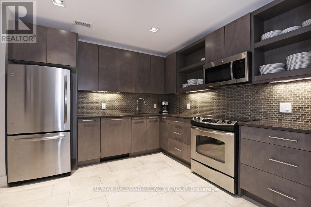 804 - 108 Richmond Road