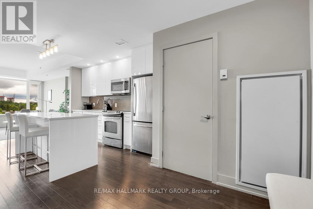 804 - 108 Richmond Road