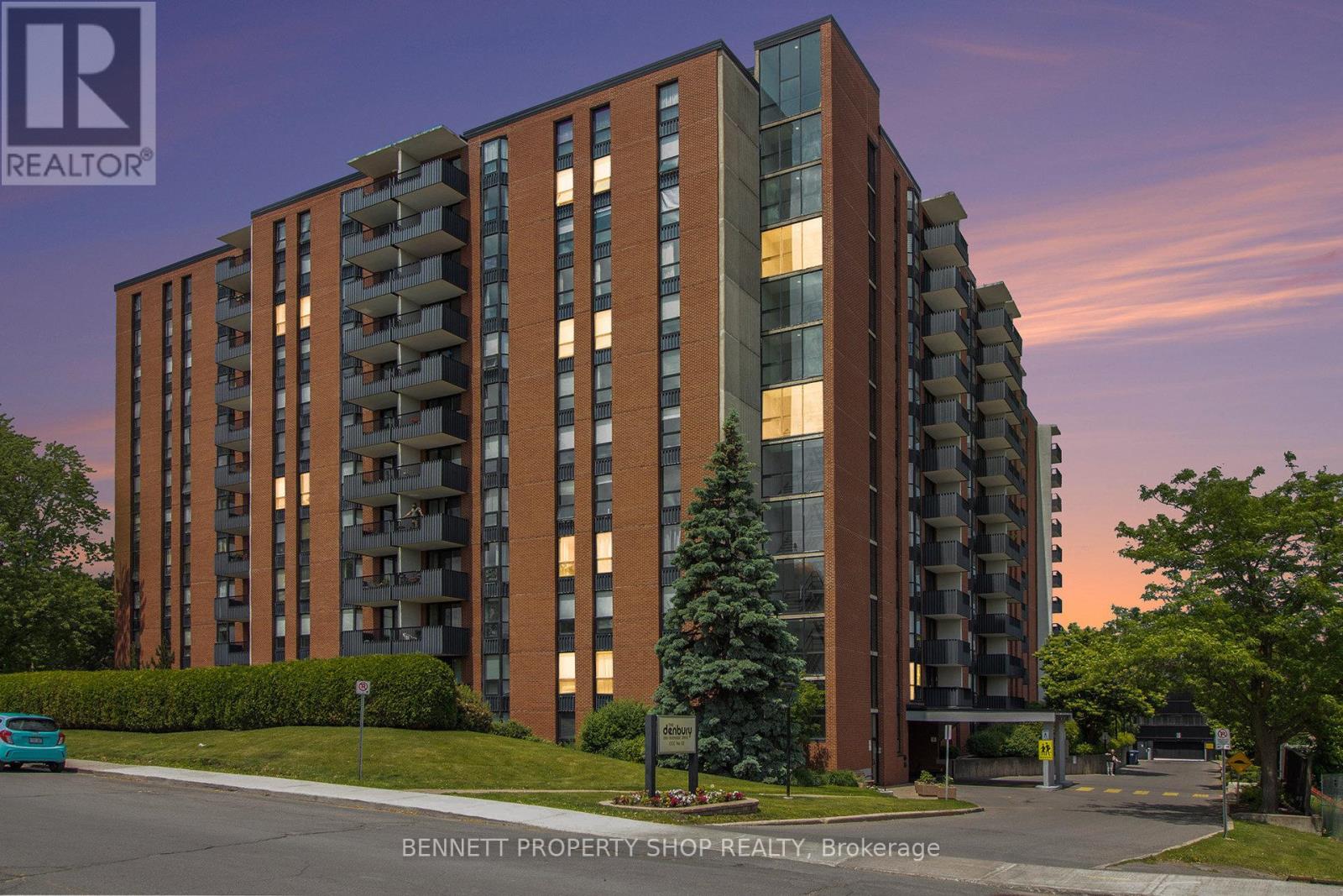 1201 - 2951 Riverside Drive