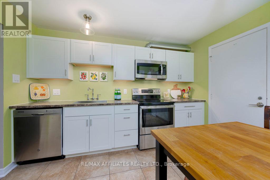 105 Weeping Willow Lane