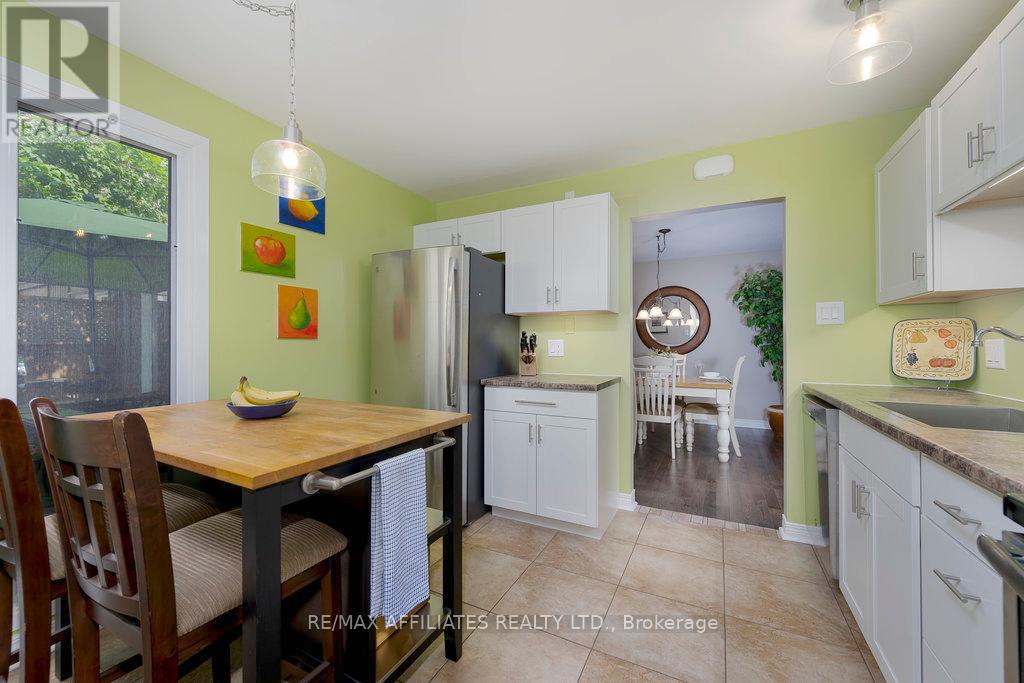 105 Weeping Willow Lane