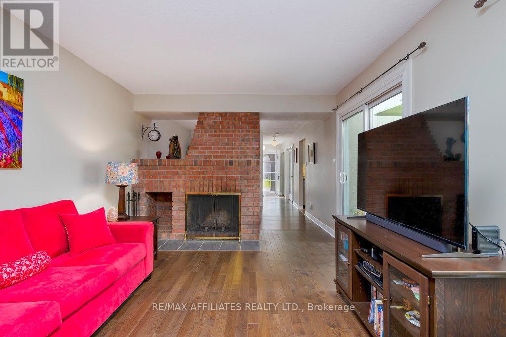 105 Weeping Willow Lane