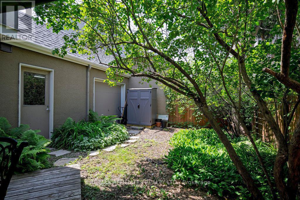 105 Weeping Willow Lane