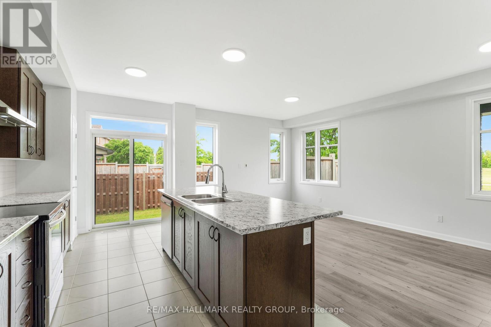 833 Dynasty Street
