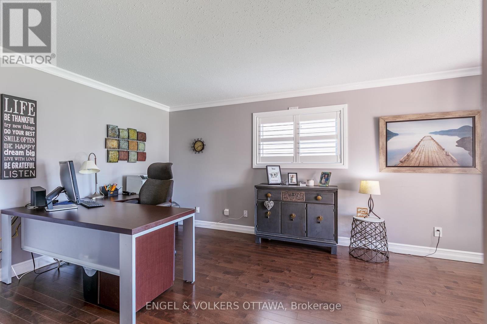 6149 Westwater Crescent