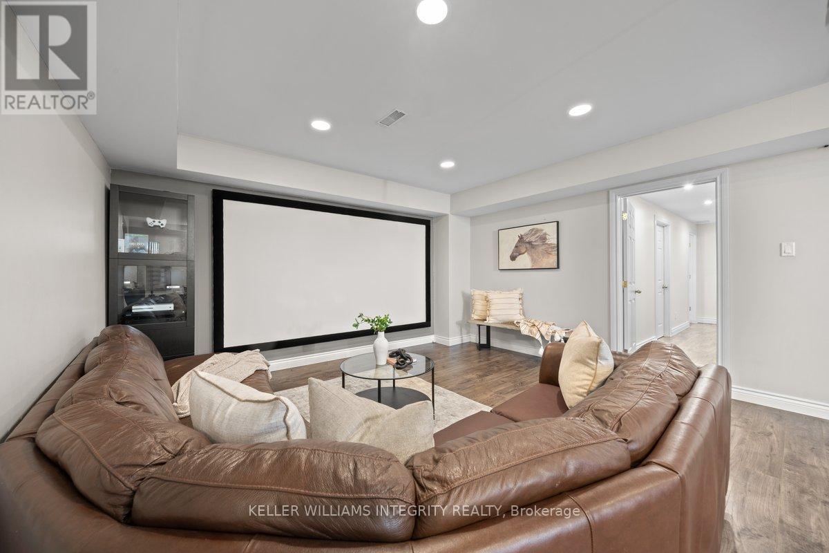 16 Blackshire Circle