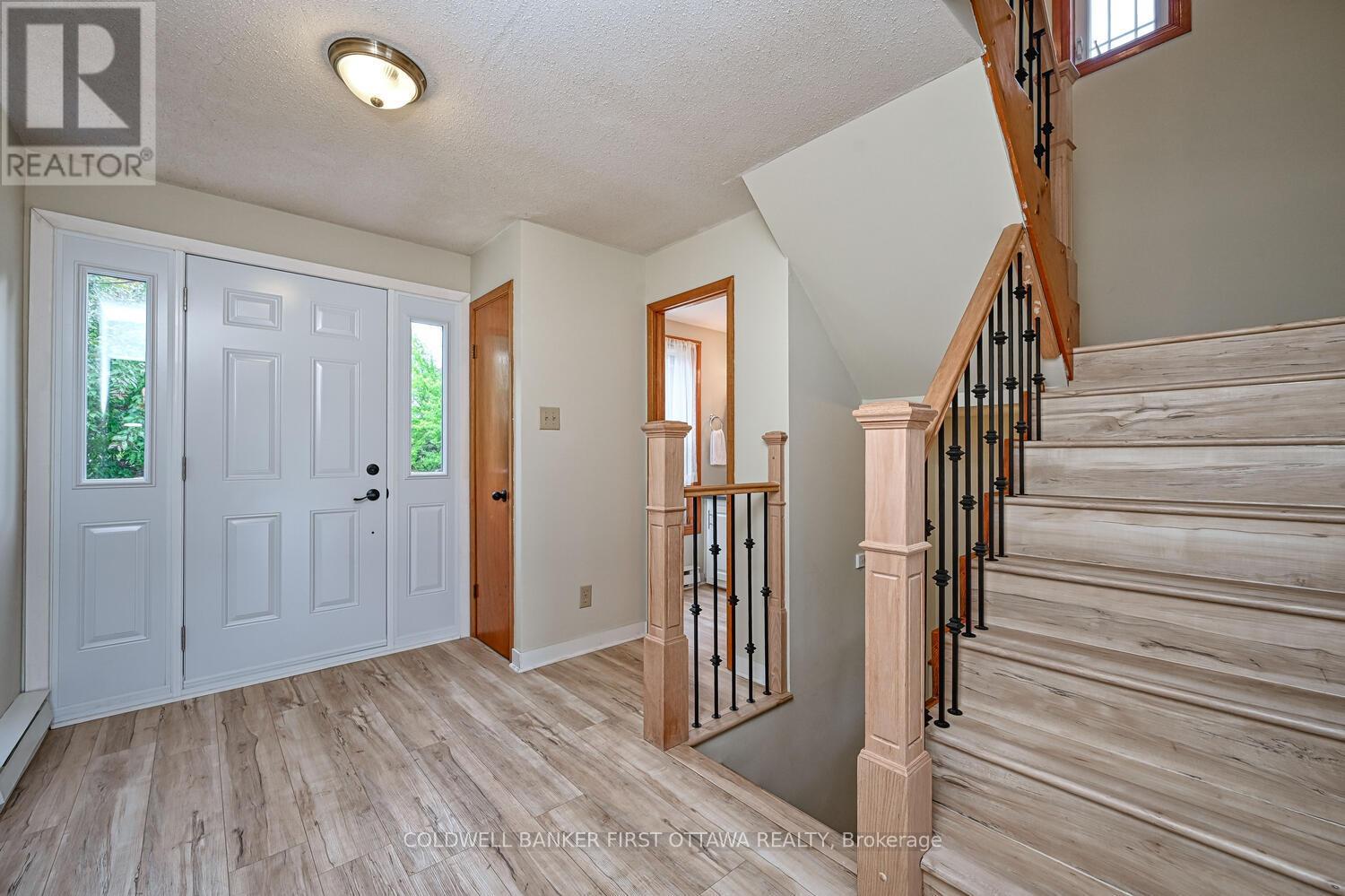 22 Poole Creek Crescent