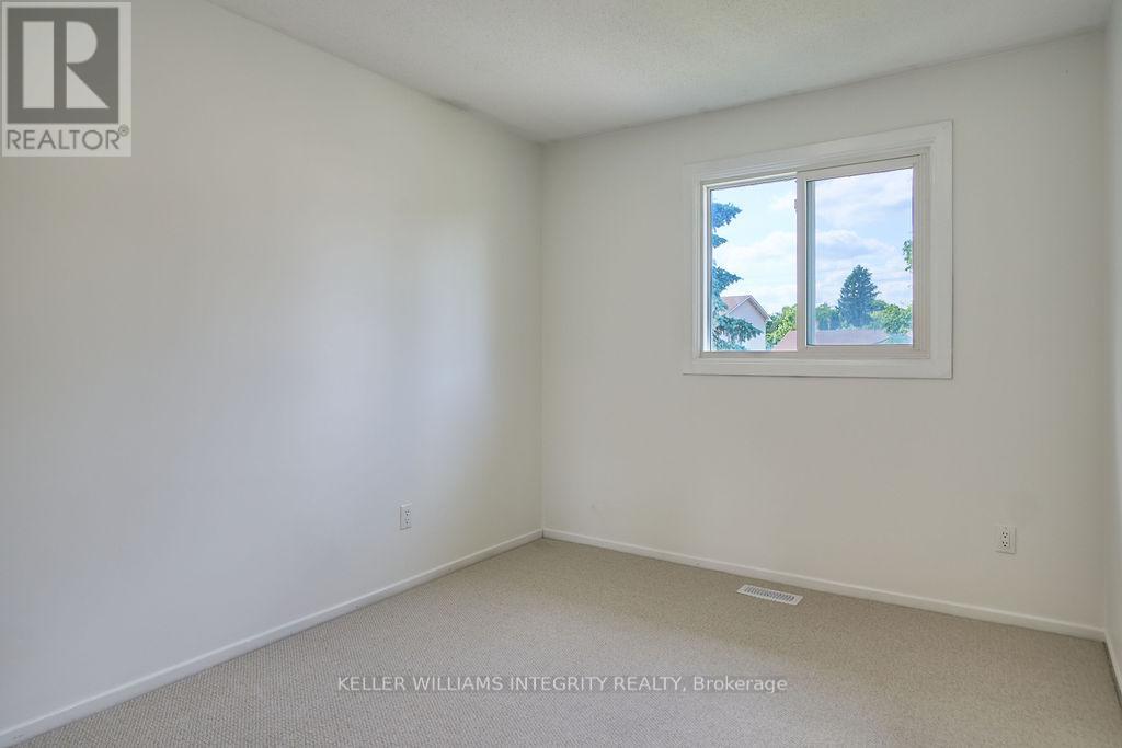 77 Seabrooke Drive
