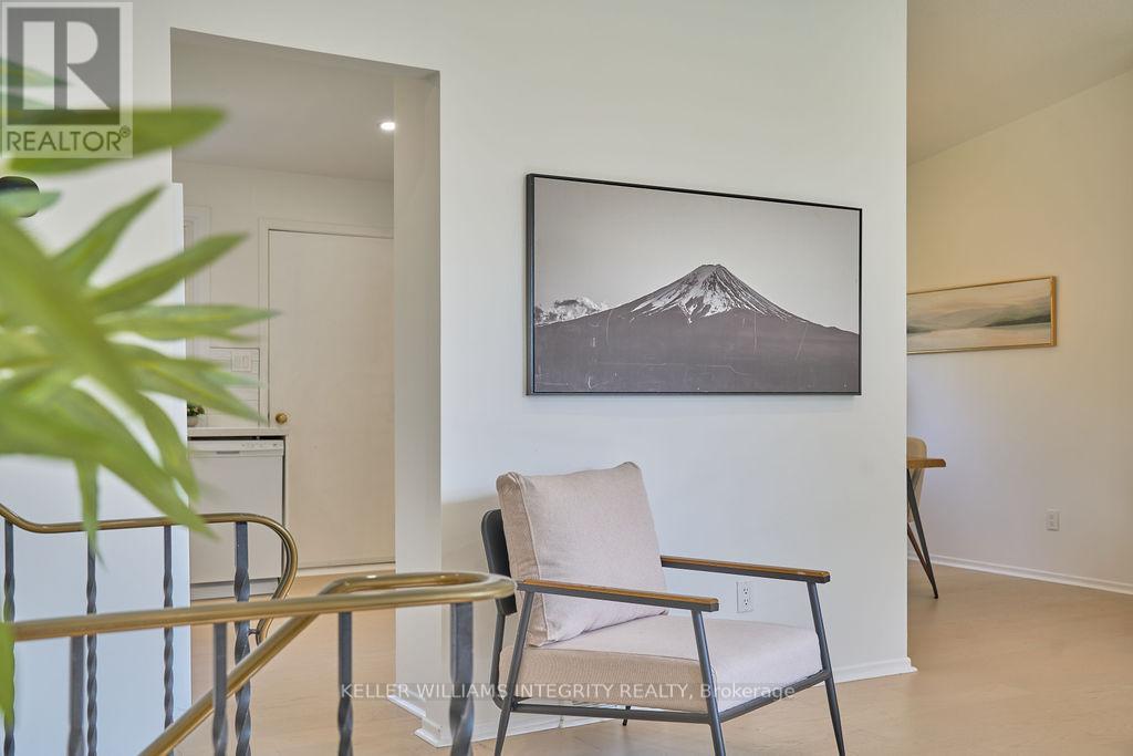 77 Seabrooke Drive