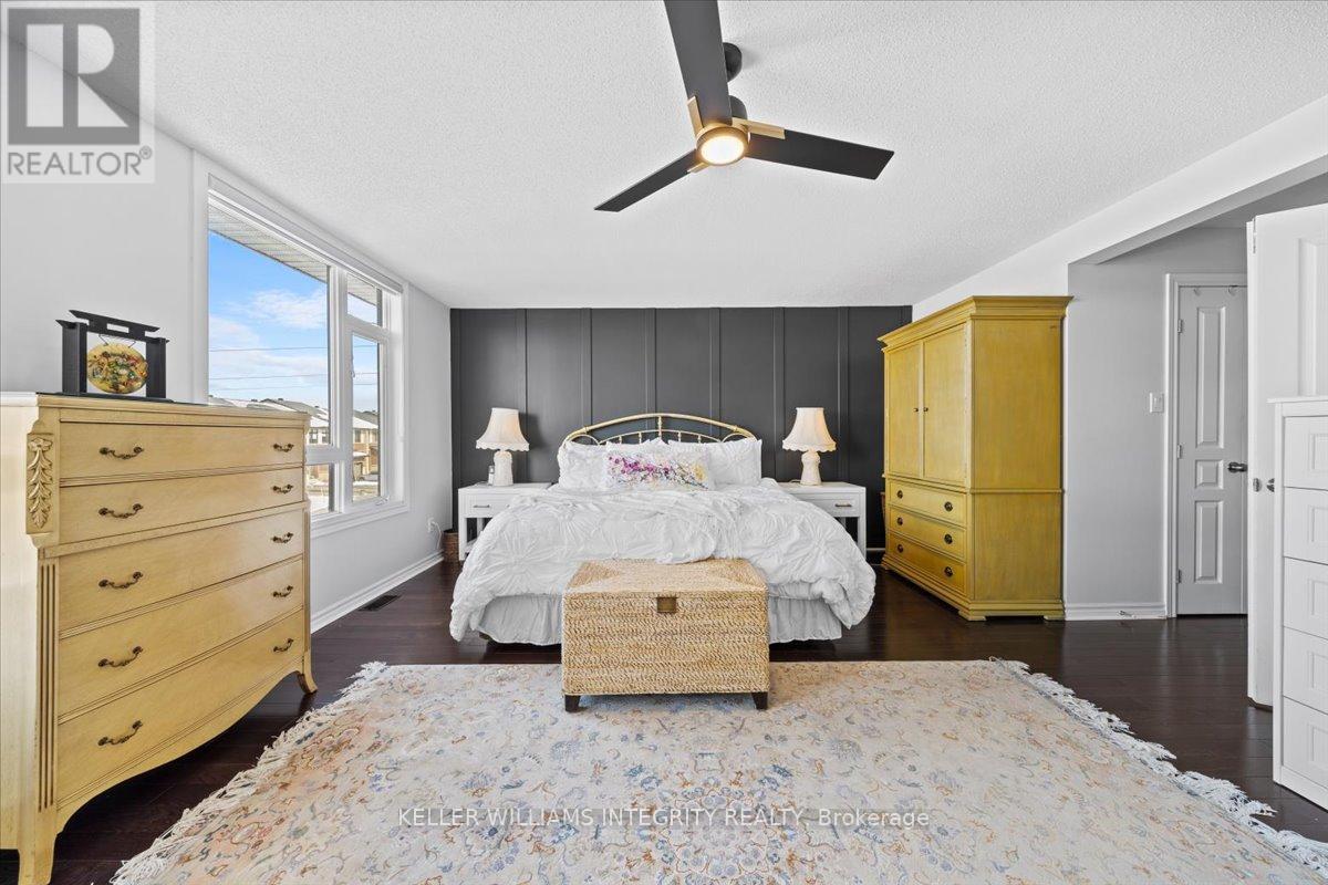 381 Cooks Mill Crescent