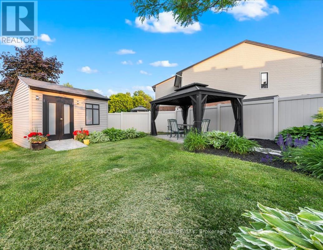 381 Cooks Mill Crescent