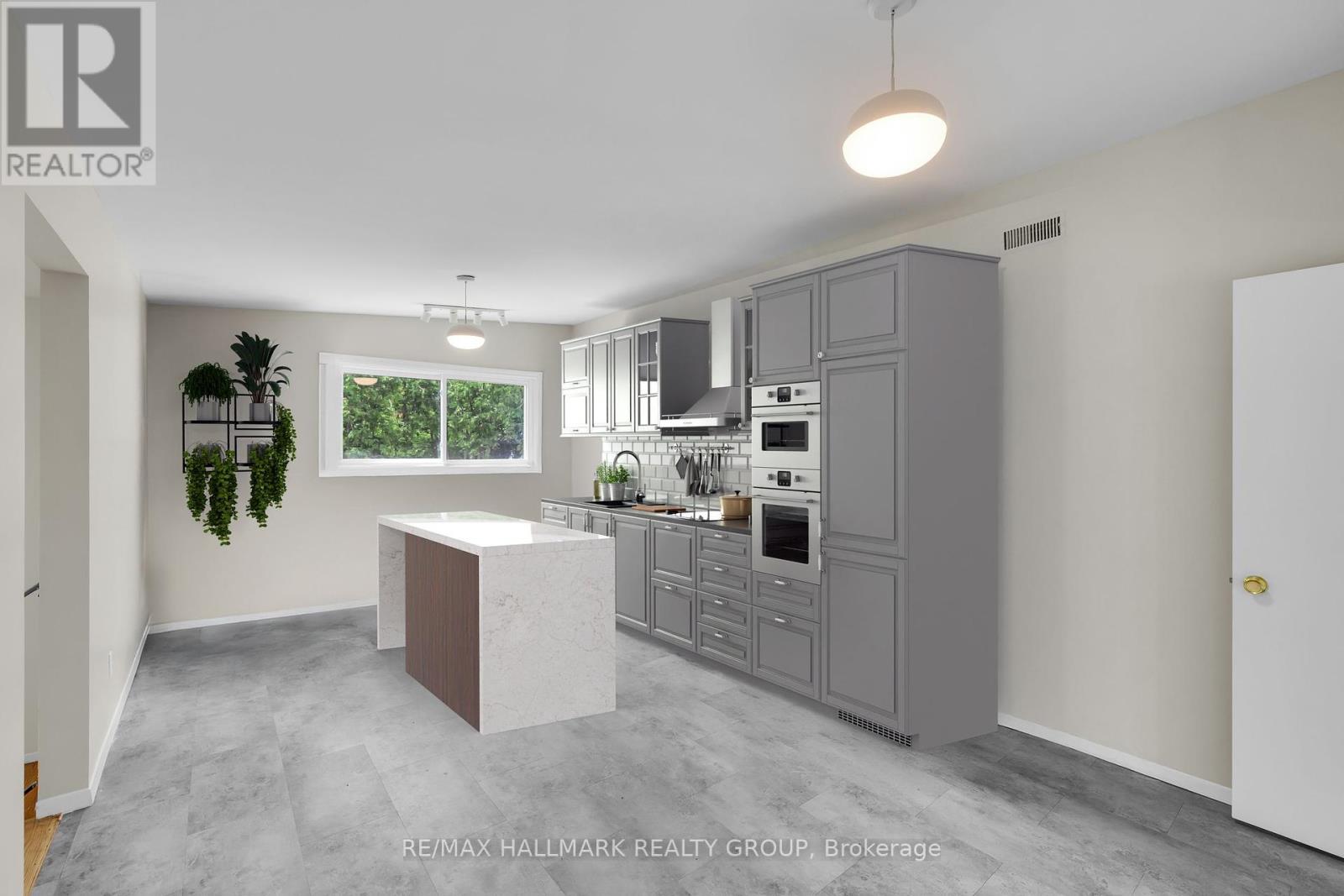 4 Roberta Crescent