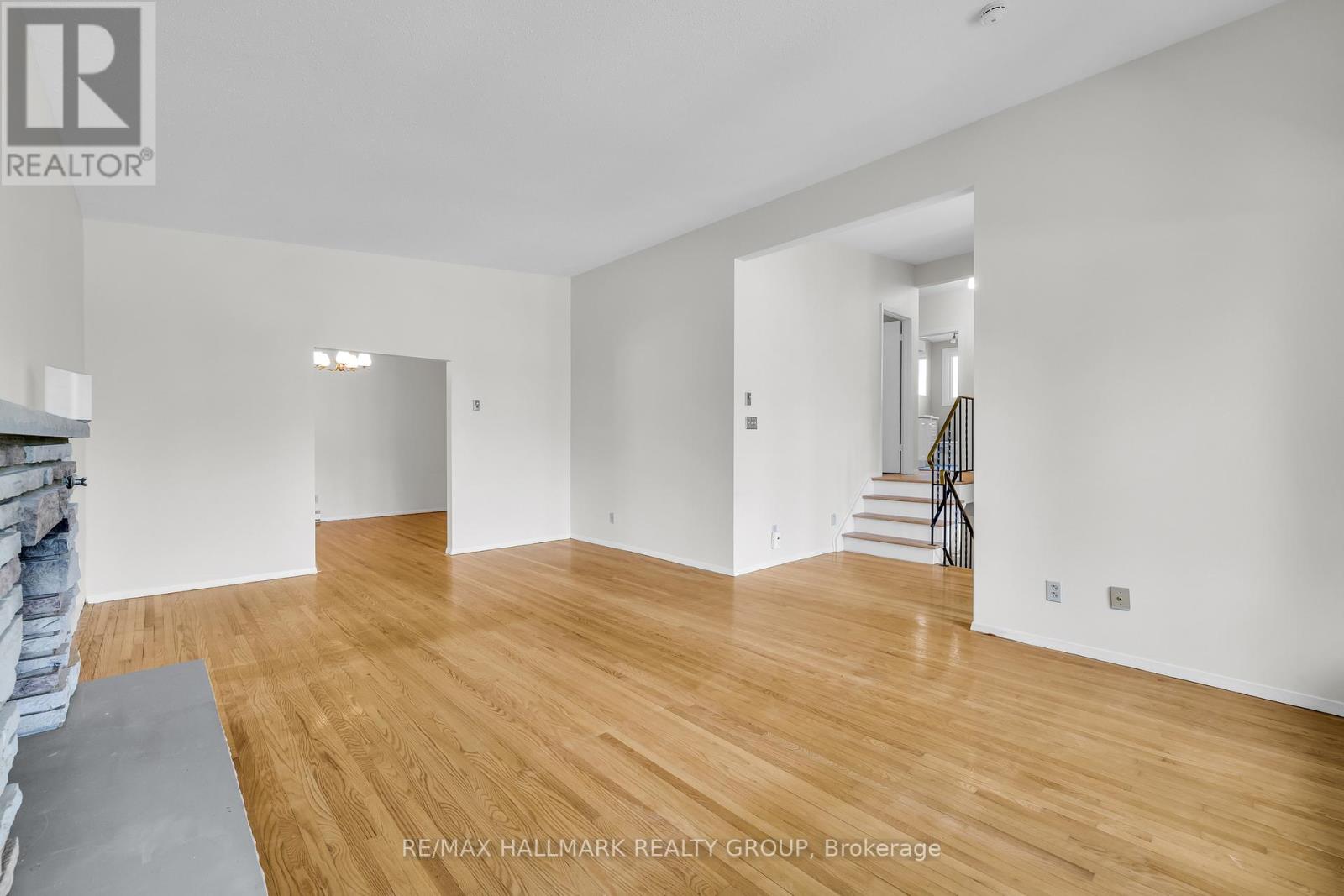 4 Roberta Crescent