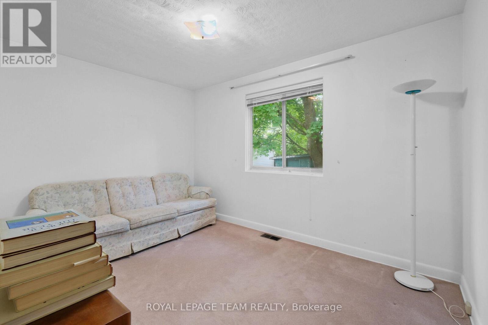 2218 Prospect Avenue