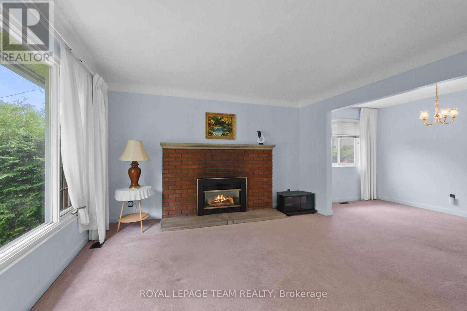 2218 Prospect Avenue