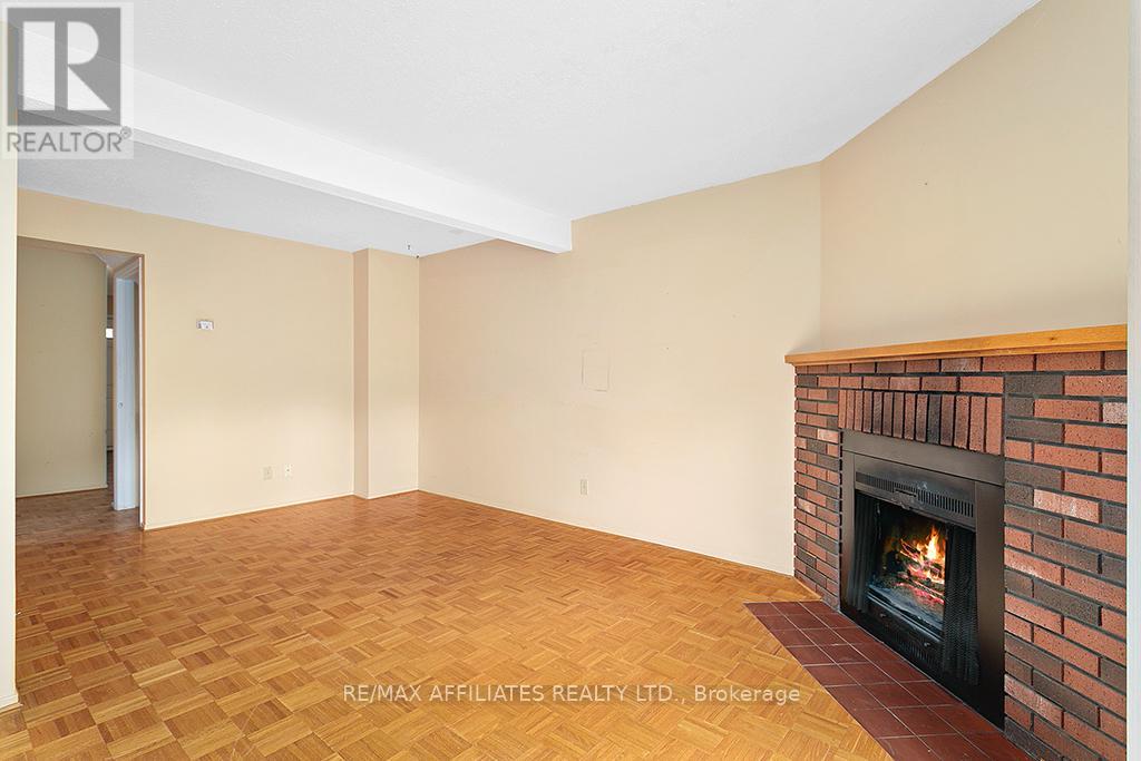 1911 Simard Drive