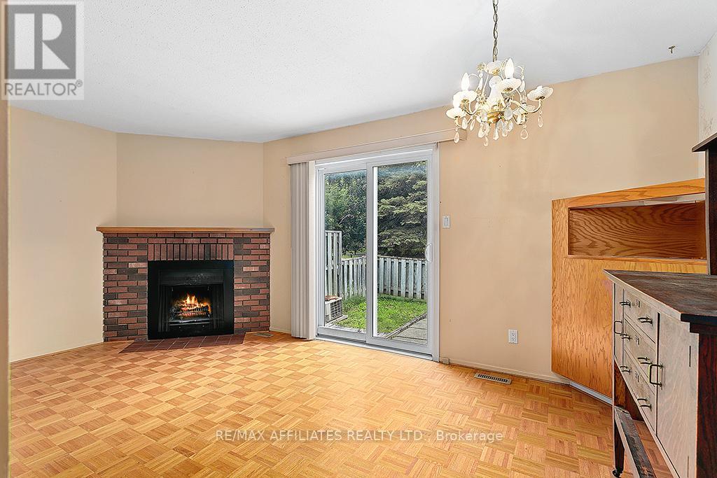 1911 Simard Drive