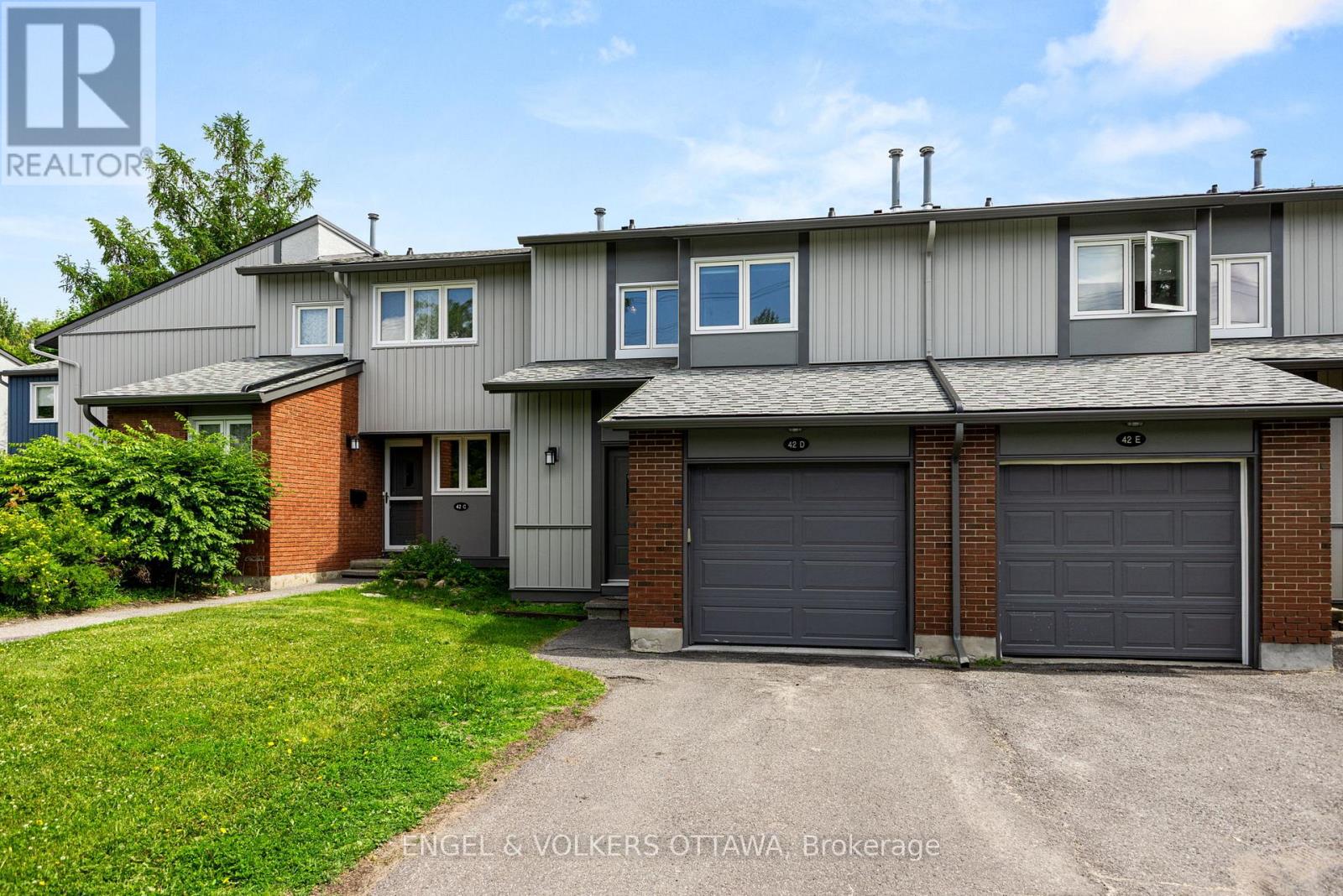42d Benlea Drive