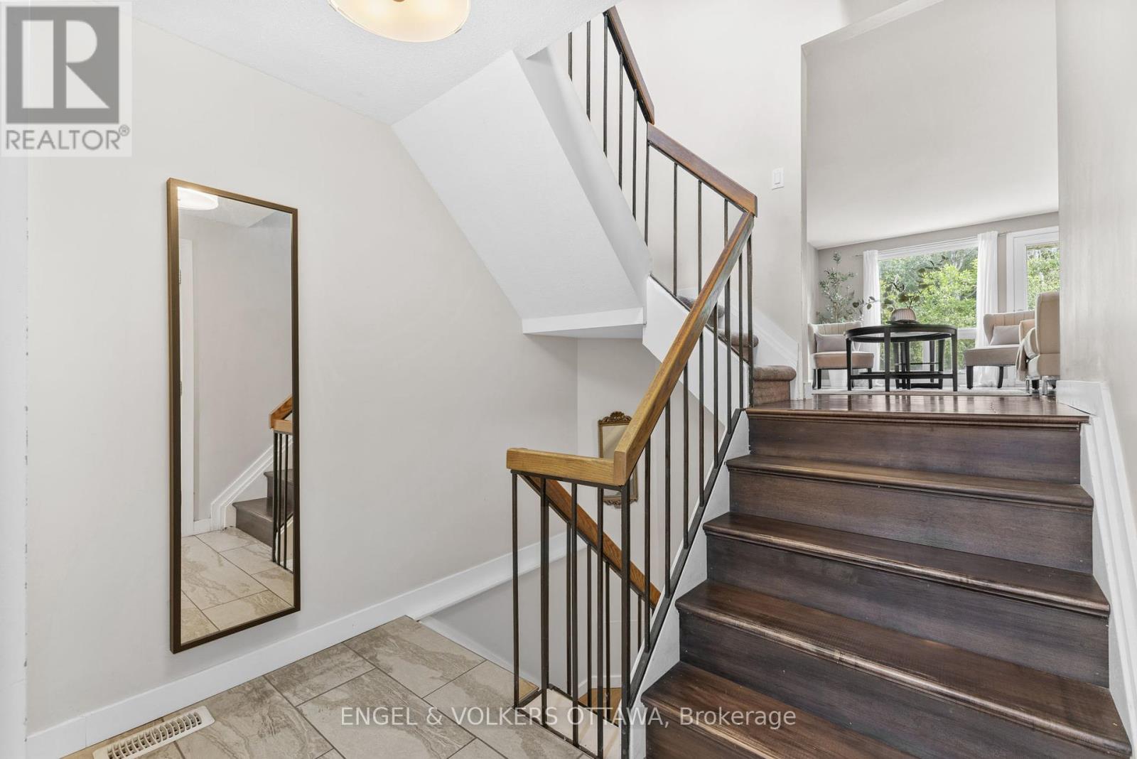 42d Benlea Drive