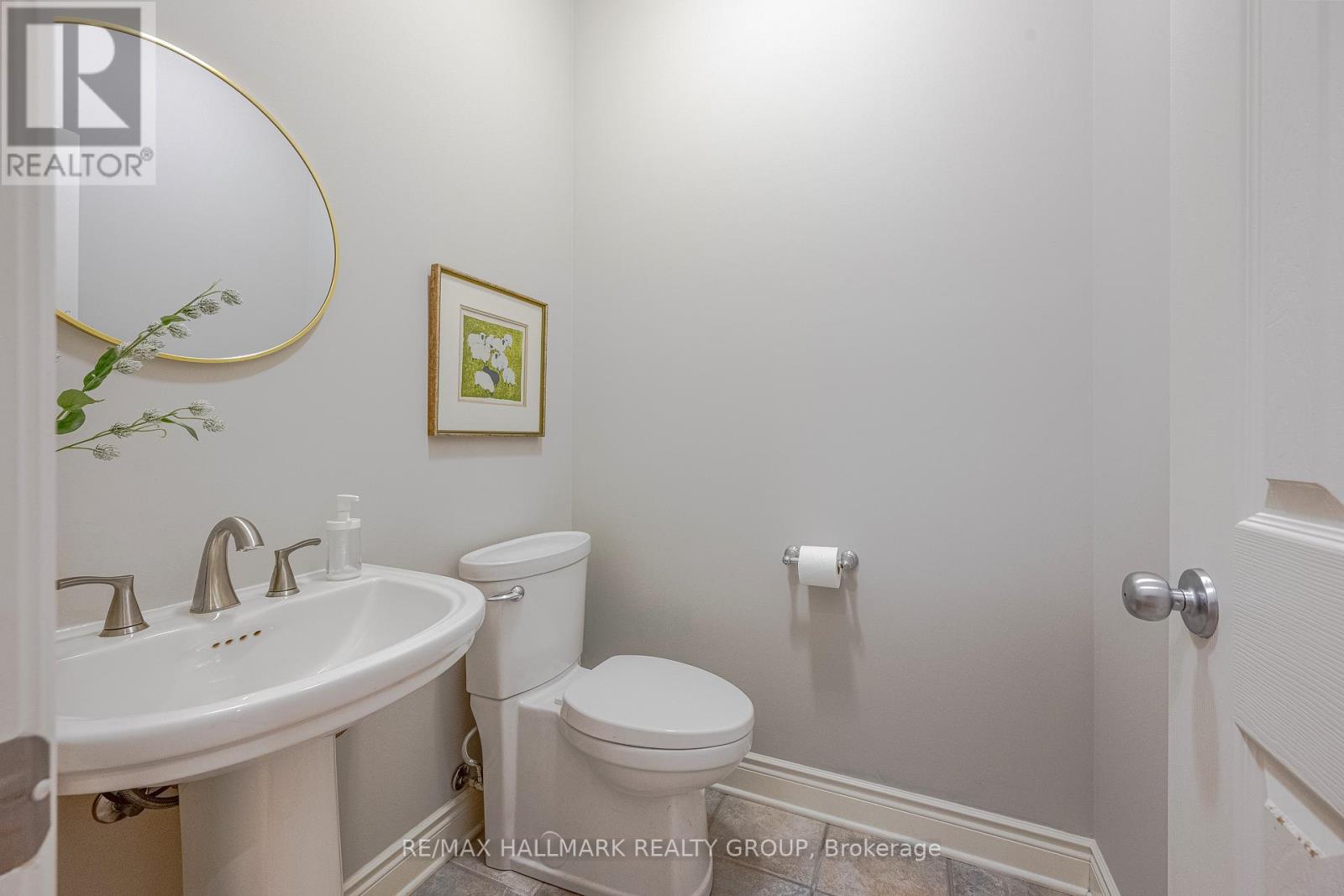 1431 Duchess Crescent