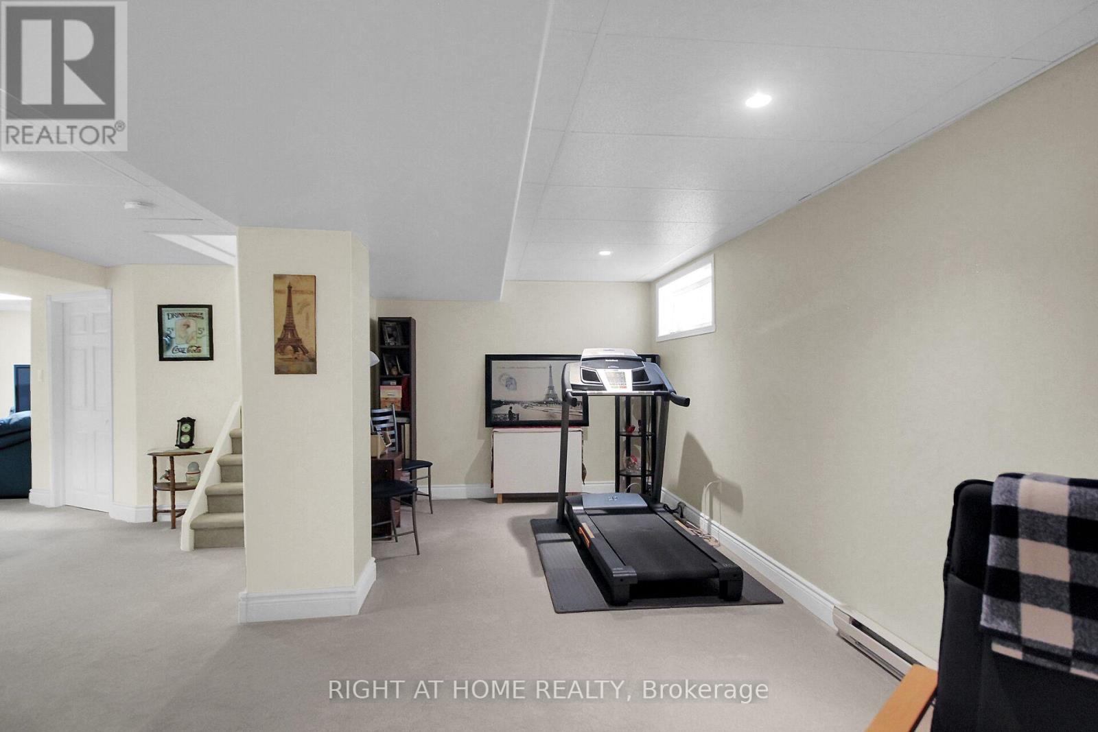13 Sirocco Crescent