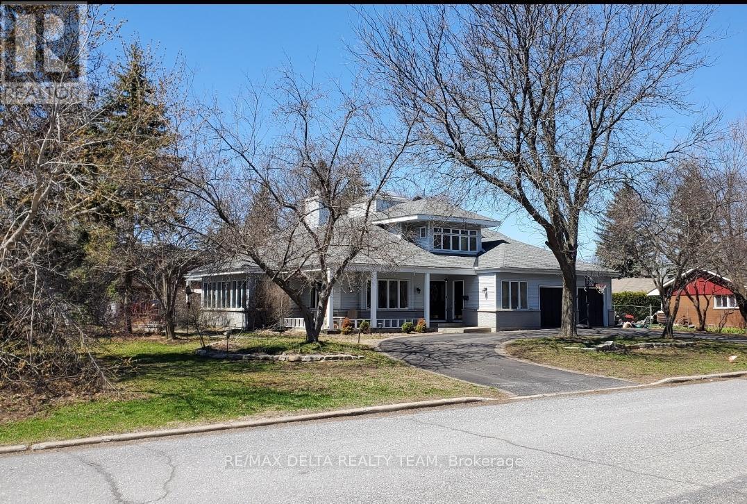 4 Aleutian Road