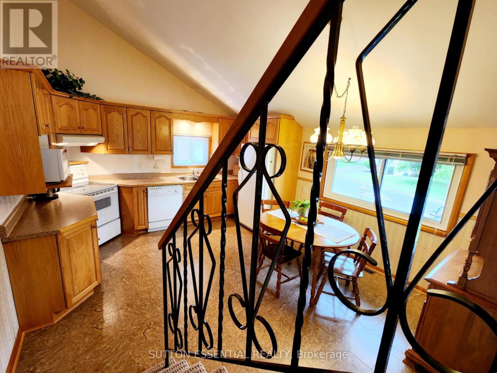 51 Manor Drive