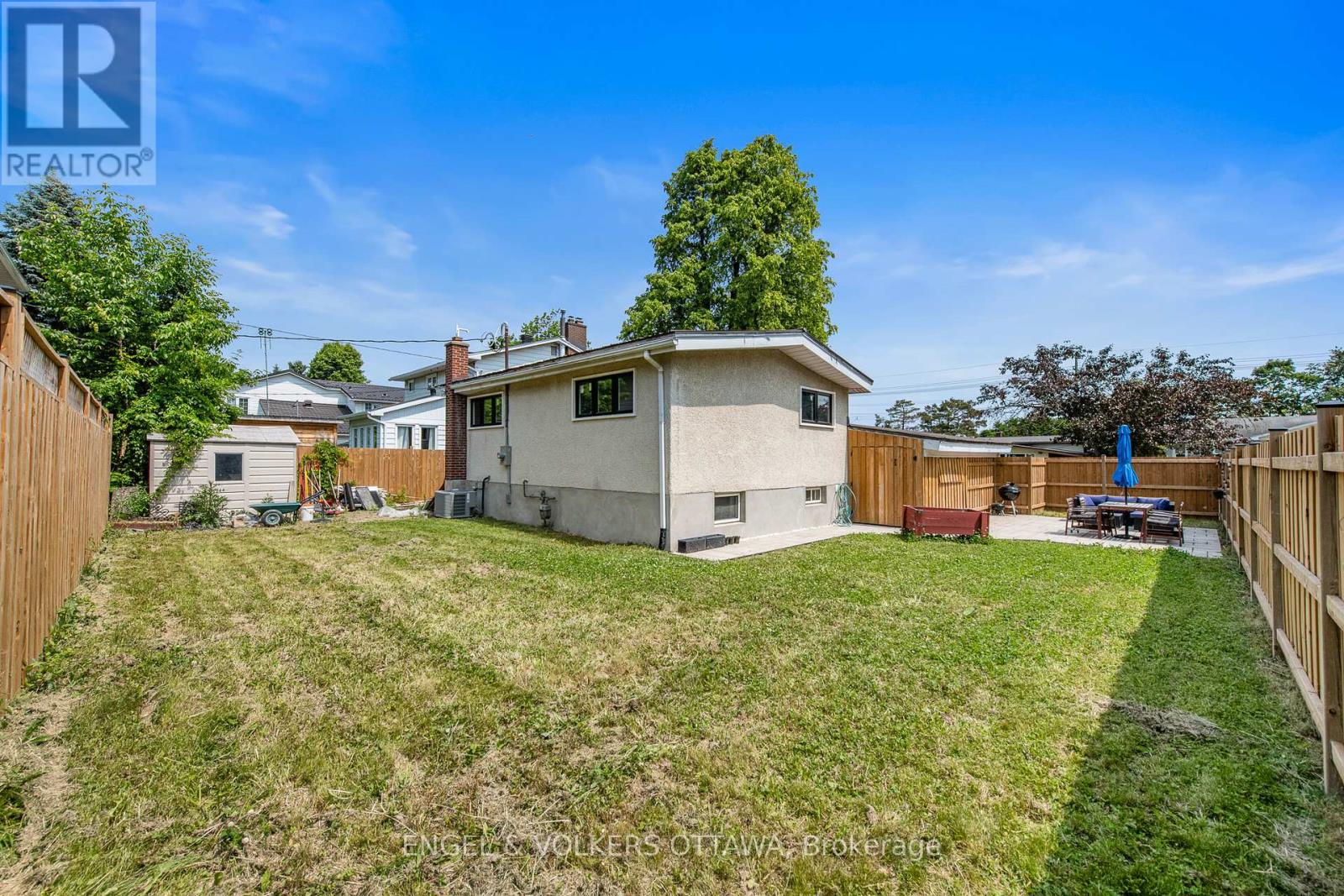 2061 Featherston Drive