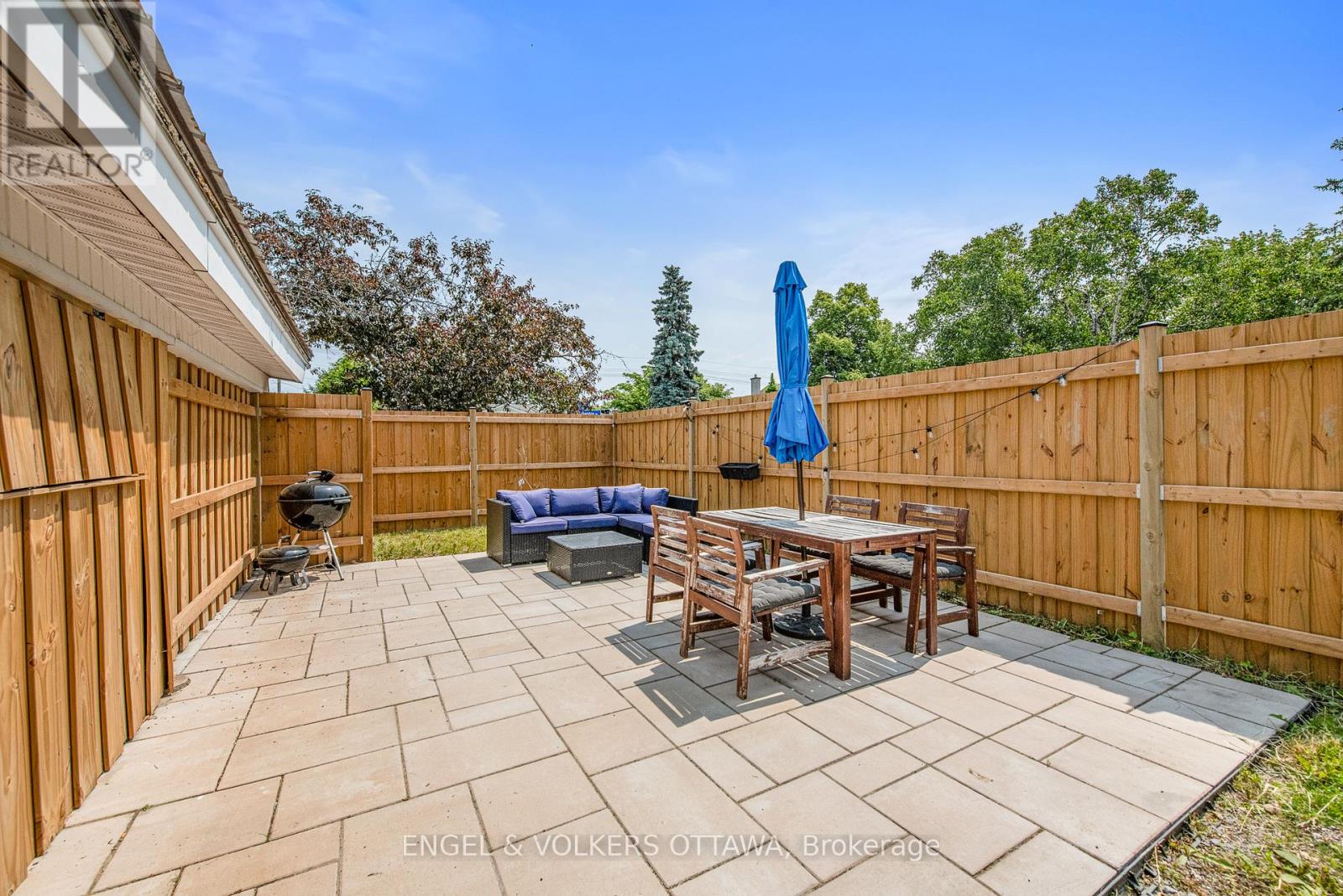 2061 Featherston Drive