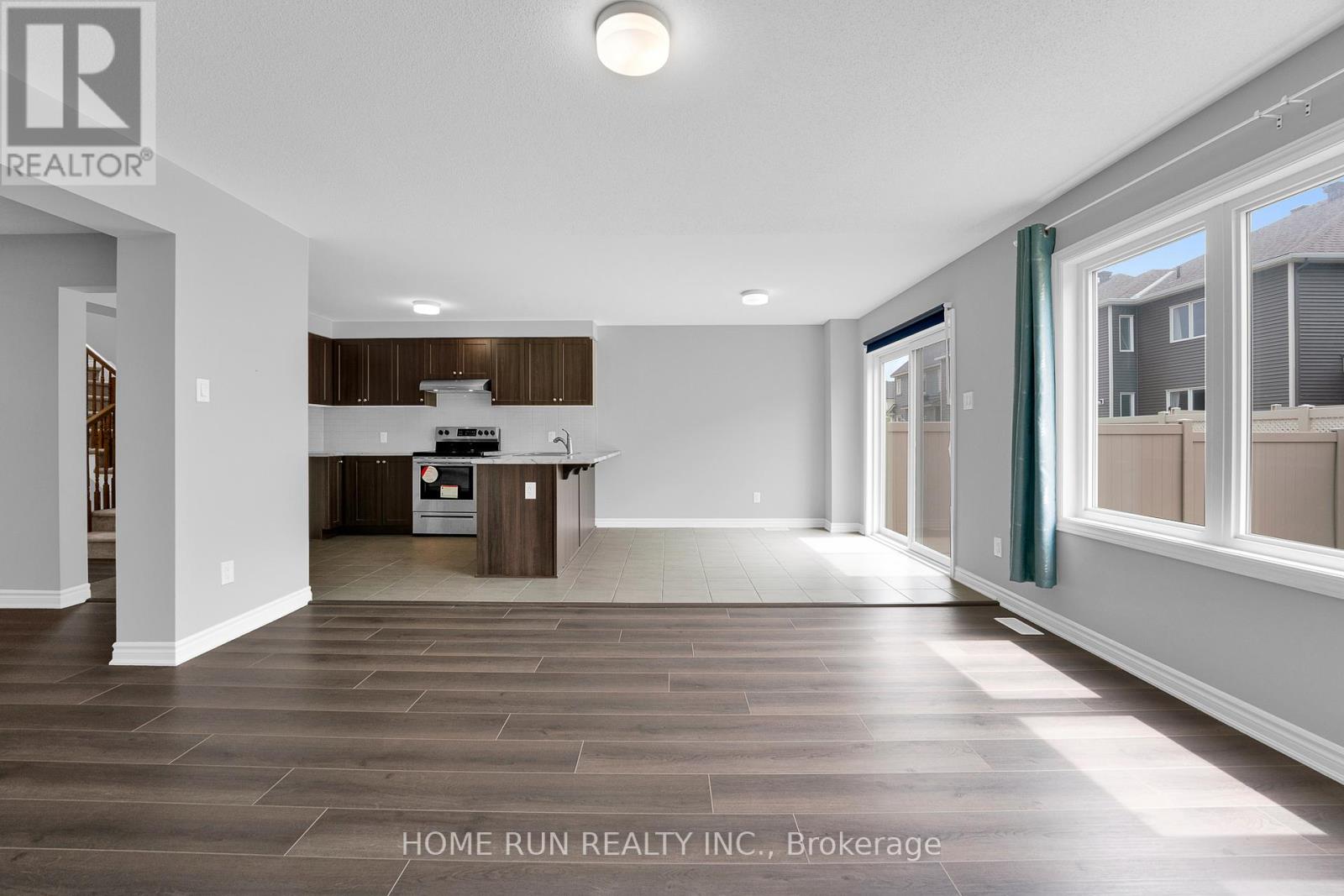 127 Unity Place