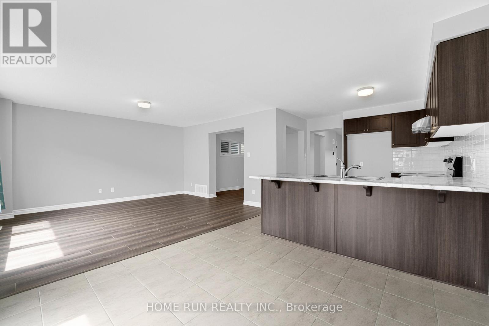 127 Unity Place