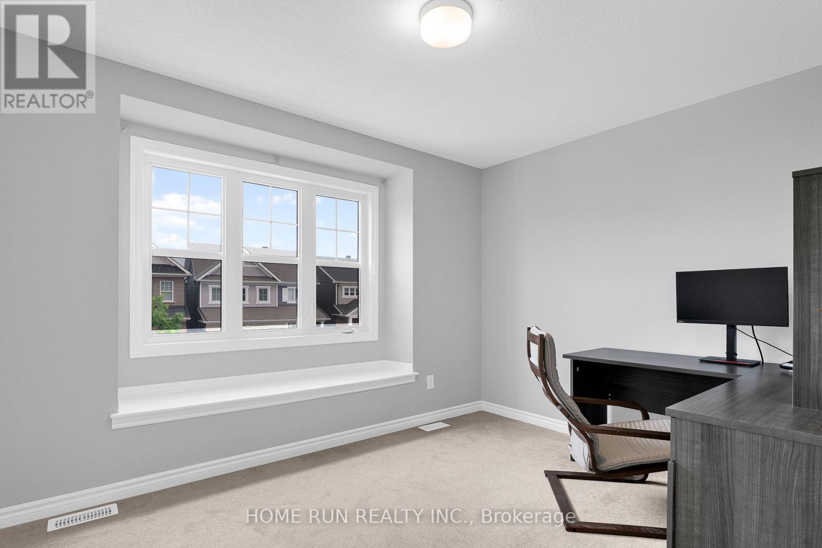 127 Unity Place