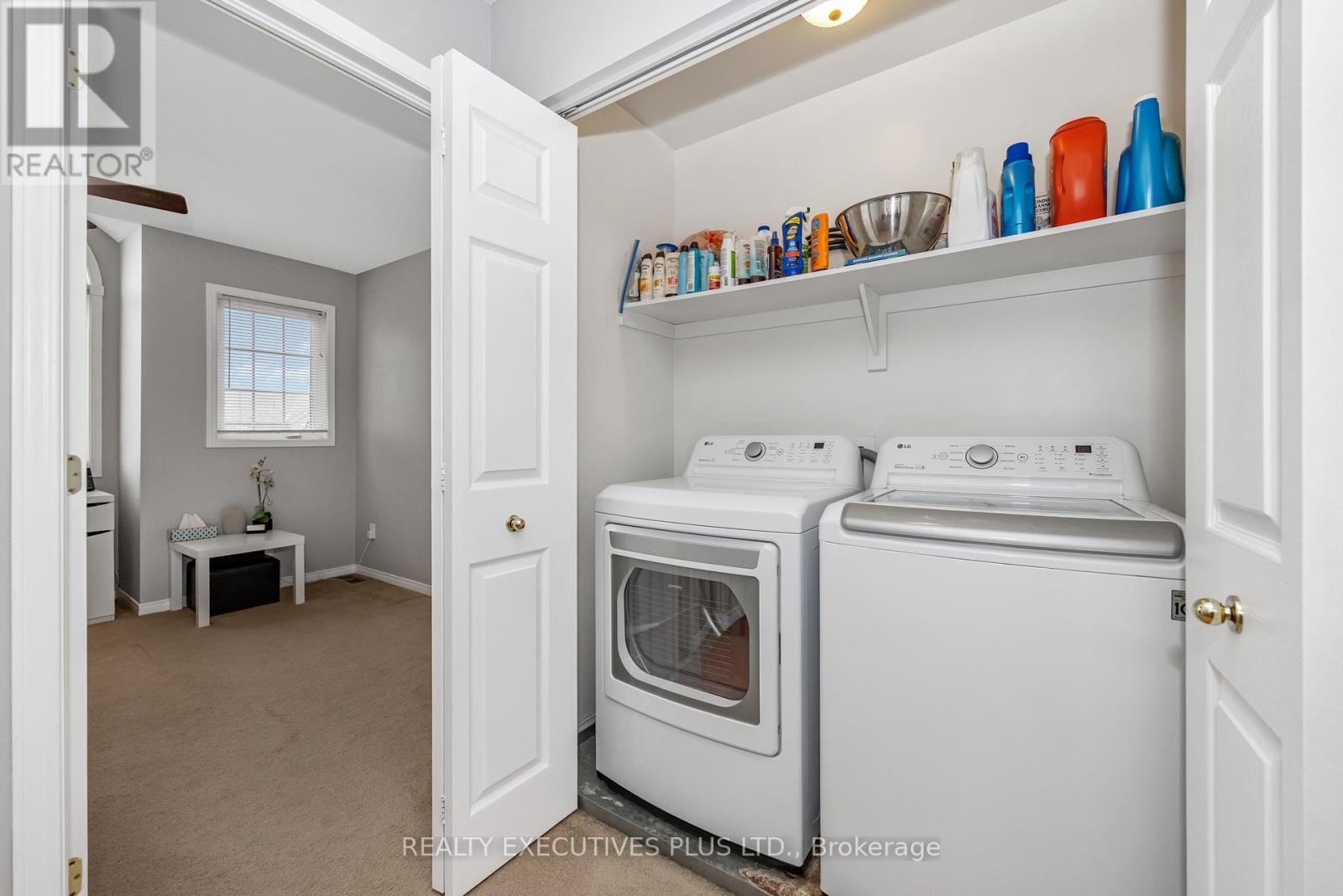 341 Jasper Crescent
