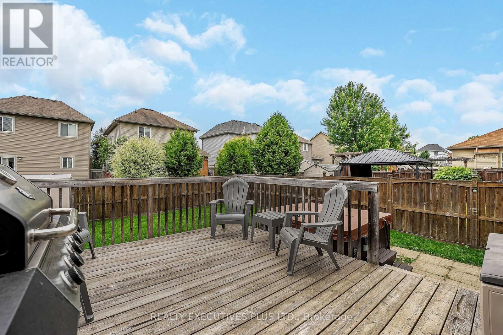 341 Jasper Crescent