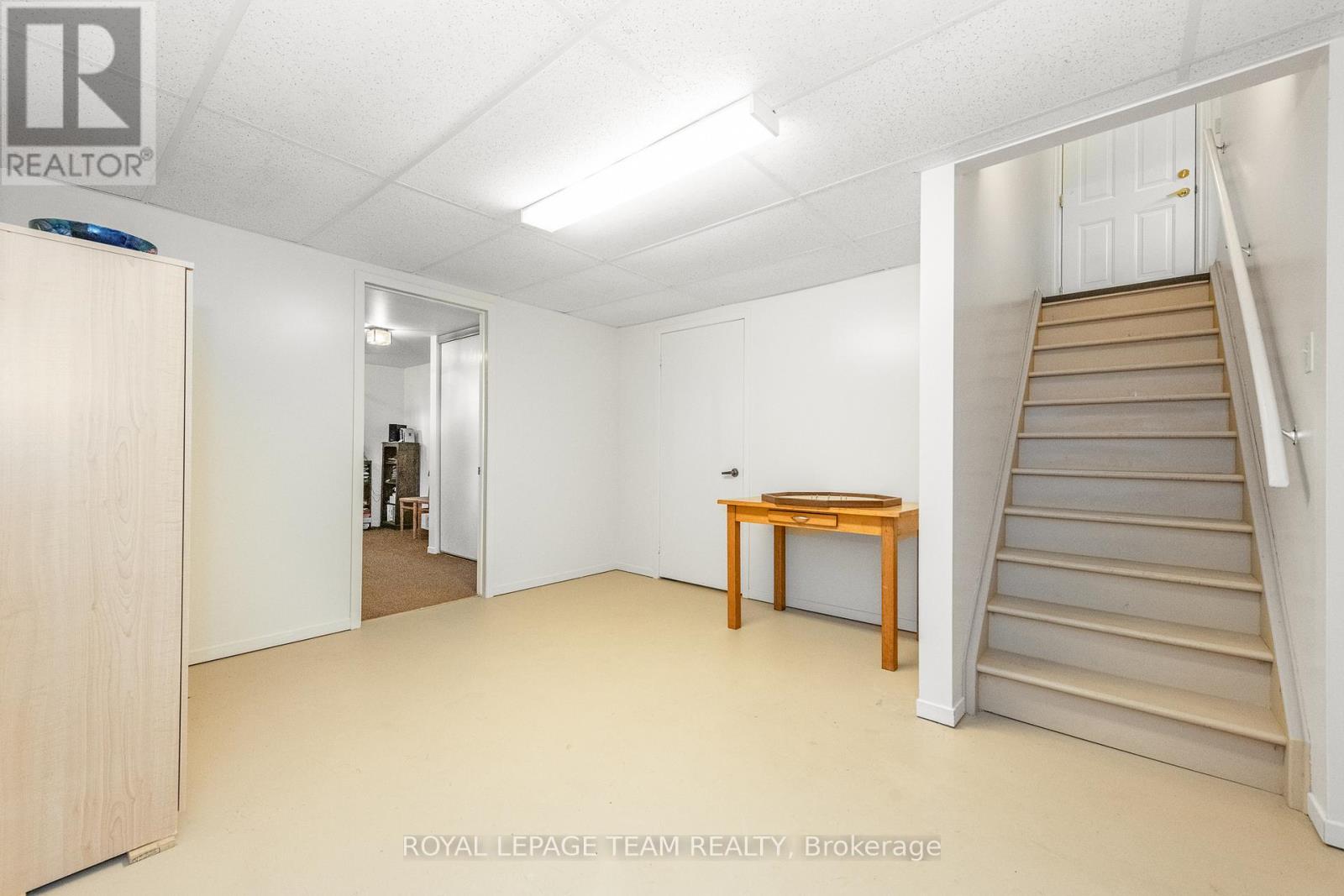 119 Royal York Street W