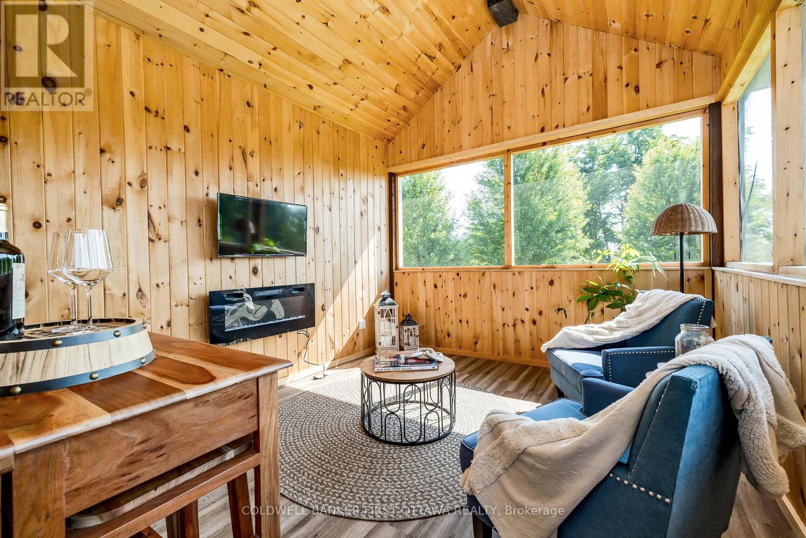 225 Hillcrest Drive