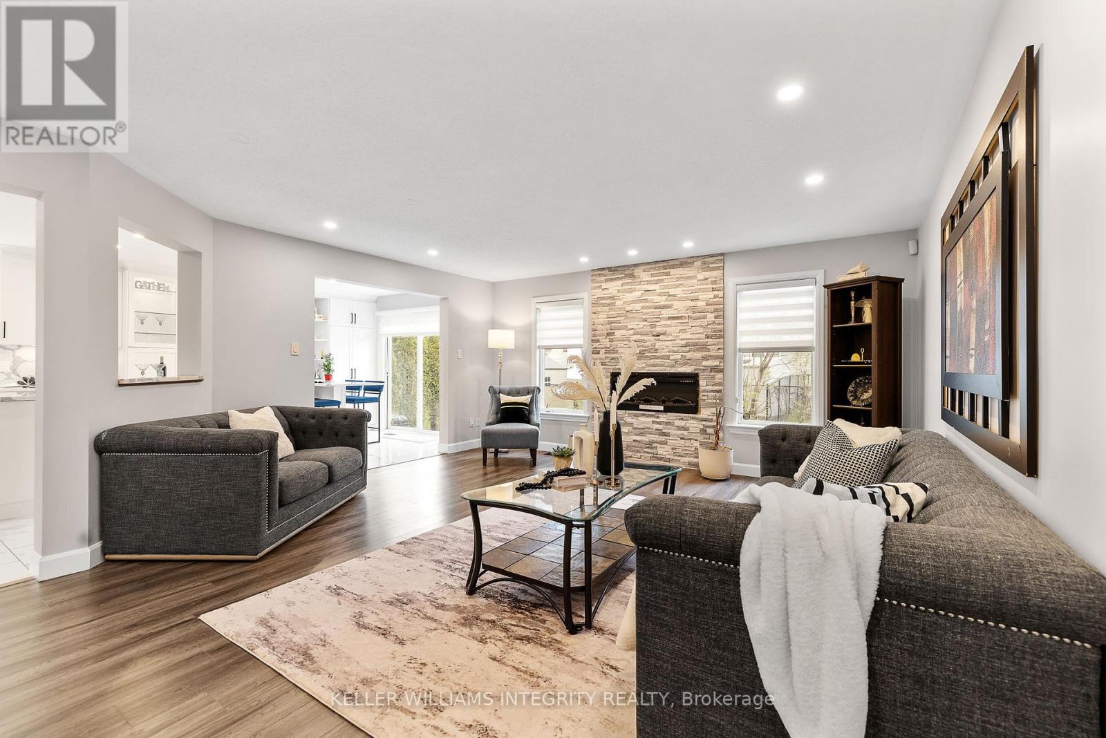 644 Devonwood Circle
