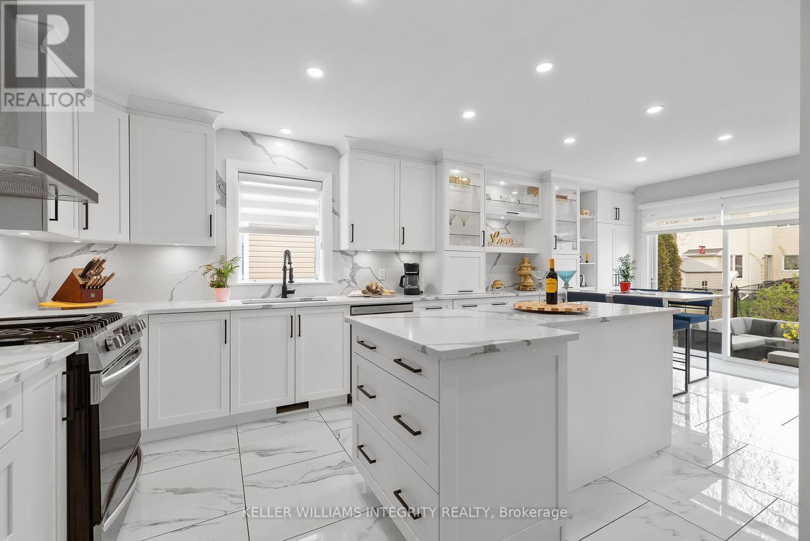 644 Devonwood Circle